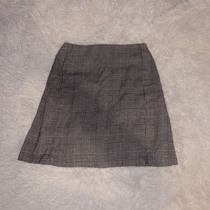 BRANDY MELVILLE skirt